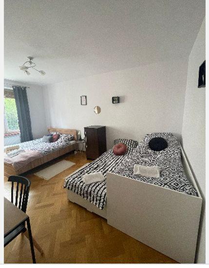 Cheerful 3 Bedroom City House Krakow Exterior photo