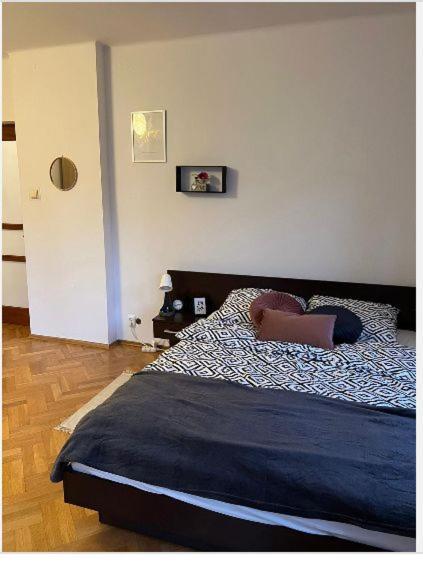 Cheerful 3 Bedroom City House Krakow Exterior photo