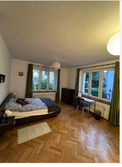 Cheerful 3 Bedroom City House Krakow Exterior photo